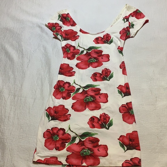 Wet seal flower dress🌺 - Picture 2 of 7